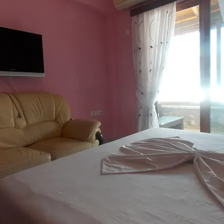 Hotel Aloha Sarandë