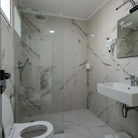 Aloha 3* Sarandë
