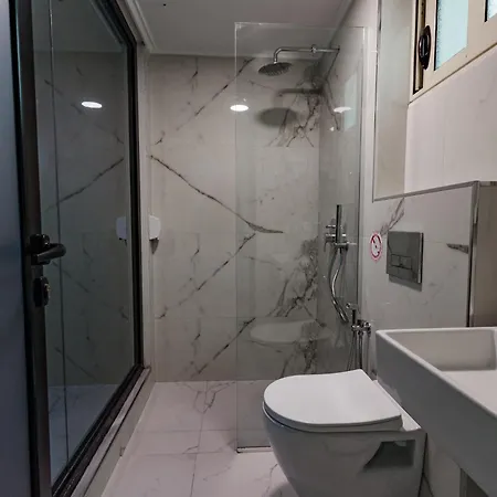 Hotel Aloha Sarandë