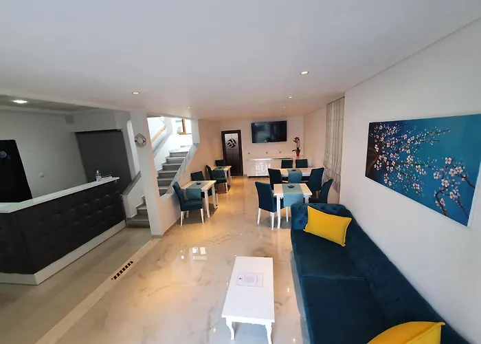 Aloha 酒店 Sarandë