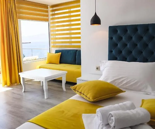 Aloha 3* Sarandë