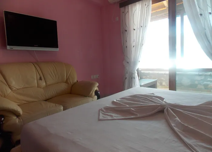 酒店 Aloha Sarandë