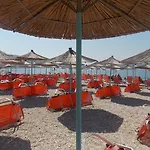 Отель Aloha 3*