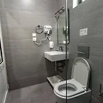 Отель Aloha 3*