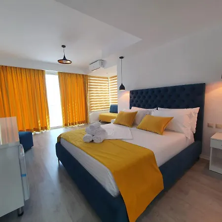 Hotel Aloha
