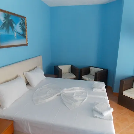 Aloha Hotel 4*