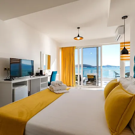 Aloha 4*